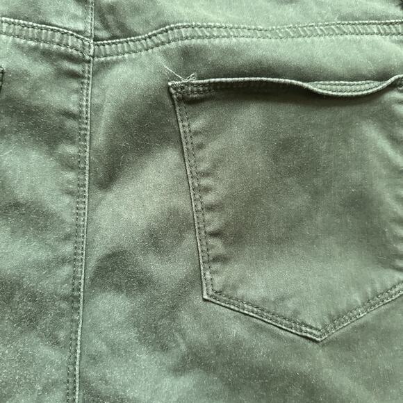 Chico's Dark Green Wide Leg Pants - Picture 6 of 6